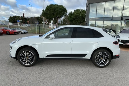 PORSCHE MACAN 2.0 245