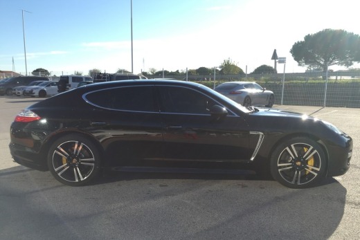 PORSCHE PANAMERA TURBO 500