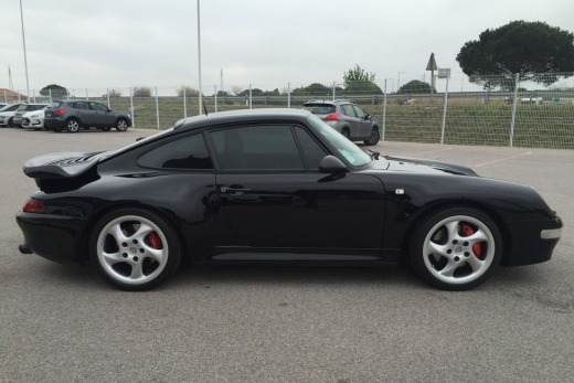 PORSCHE 993 TURBO