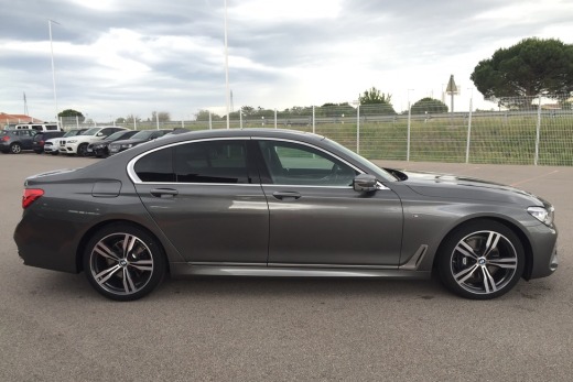 BMW 740D XDRIVE 320 SPORT DESIGN