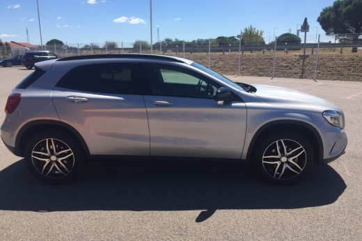 MERCEDES GLA 220 CDI SENSATION 4MATIC 7G-DCT