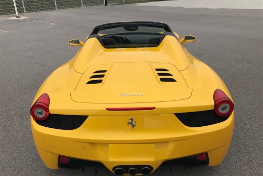 FERRARI 458 SPIDER