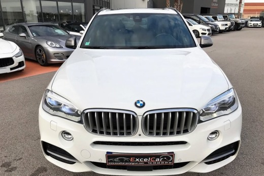 BMW X5 M50D 381