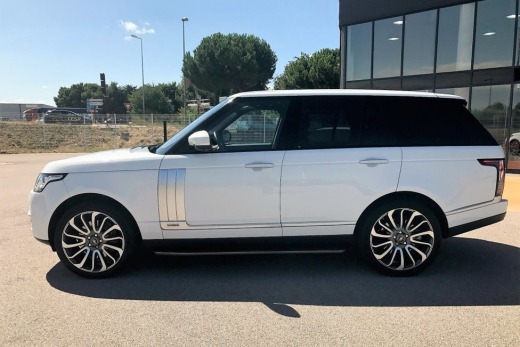 LAND ROVER RANGE ROVER MARK IV SDV6 HYBRID AUTOBIOGRAPHY