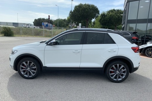 VOLKSWAGEN T-ROC TDI 150 4M DSG7 CARAT EXCLUSIVE
