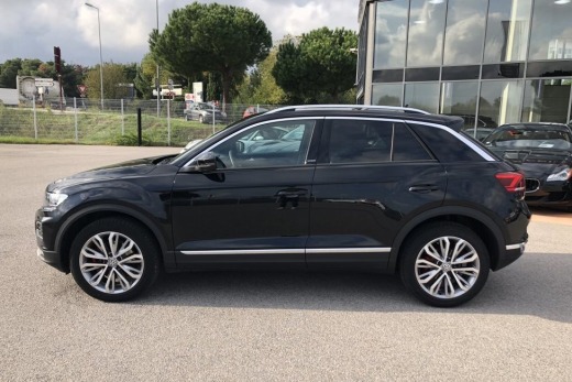VOLKSWAGEN T-ROC FIRST EDITION 2.0 TDI 150 DSG7 4 MOTION