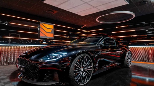 ASTON MARTIN DBS COUPE SUPERLEGGERA 725 TOUCHTRONIC3