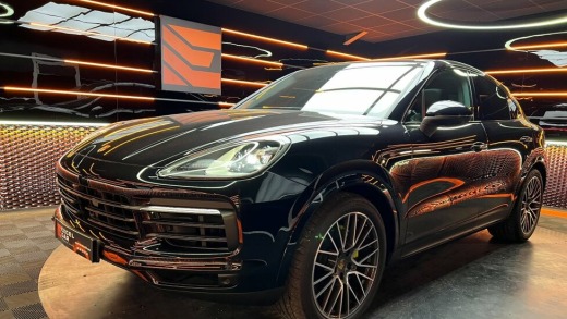 PORSCHE CAYENNE COUPE HYBRIDE 462 TIPTRONIC 8