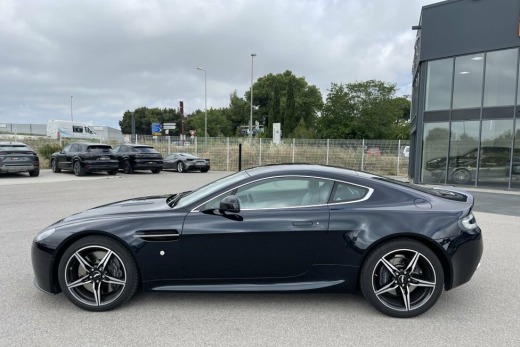 ASTON MARTIN V8 VANTAGE COUPE 4.7L 426 SPORTSHIFT II