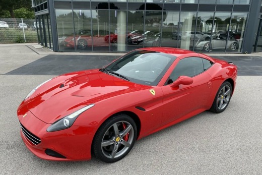 FERRARI CALIFORNIA T 3.9L V8 560