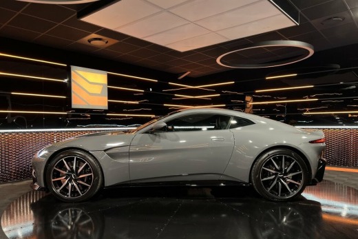 ASTON MARTIN V8 VANTAGE 4.0 510