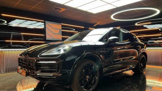 PORSCHE CAYENNE COUPE E-HYBRIDE 462CH