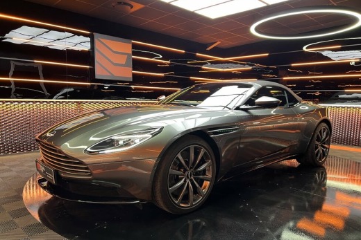 ASTON MARTIN DB11 V8 VOLANTE
