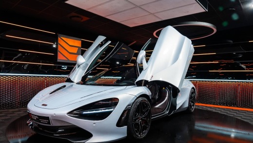 MCLAREN 720S COUPE 4.0L V8 LUXURY