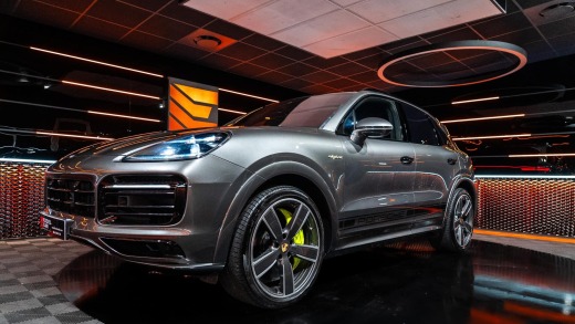 PORSCHE CAYENNE E-HYBRIDE 462 TIPTRONIC 8