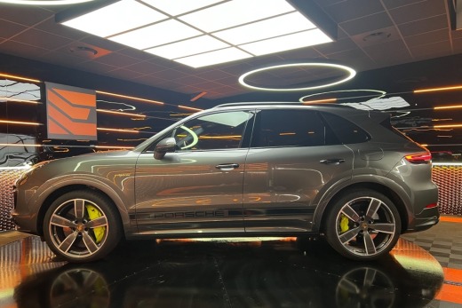 PORSCHE CAYENNE E-HYBRIDE 462 TIPTRONIC 8
