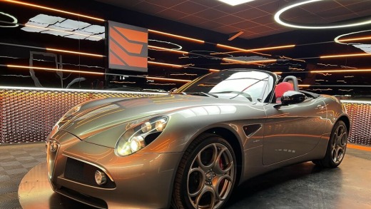 ALFA ROMEO 8C SPIDER 4.7 V8 450