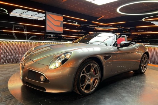 ALFA ROMEO 8C SPIDER 4.7 V8 450