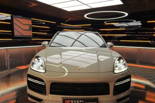 PORSCHE CAYENNE COUPE TURBO S E-HYBRIDE 680 PACK SPORT DE CONCEPTION ALLÉGÉE