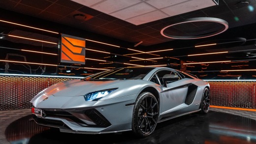 LAMBORGHINI AVENTADOR S COUPE 6.5L V12 740CH