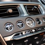 ASTON MARTIN DBS VOLANTE 5.2L V12 725CH