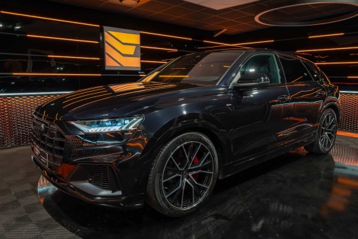 AUDI Q8 60 TFSIE COMPETITION 462CH