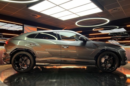 LAMBORGHINI URUS 4.0L V8 650CH