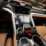 LAMBORGHINI URUS 4.0L V8 650CH