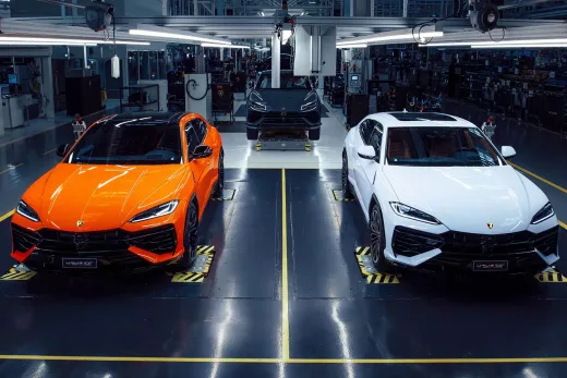 LAMBORGHINI URUS SE