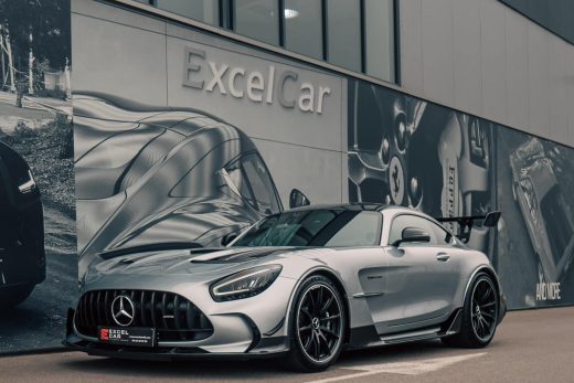 MERCEDES AMG GT Black Series : Une voiture de course pour la route