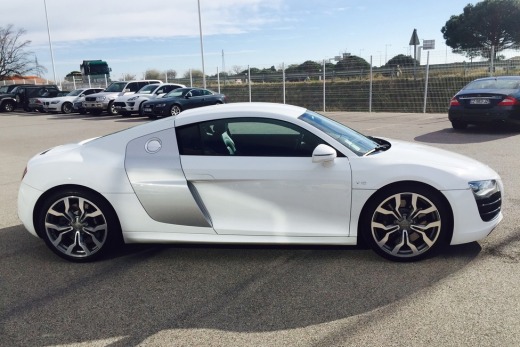 AUDI R8 V10 5.2L FSI 525 QUATTRO R-TRONIC