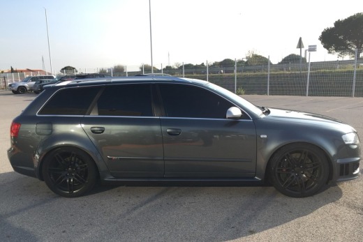AUDI RS4 AVANT 4.2L V8 FSI QUATTRO 420