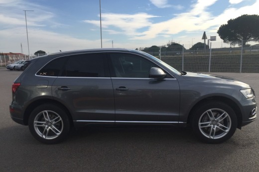 AUDI Q5 3.0L TDI 245 AVUS S TRONIC